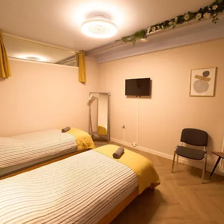 #rijnapartment Airborne & Lovely Rijnkade Apartment *