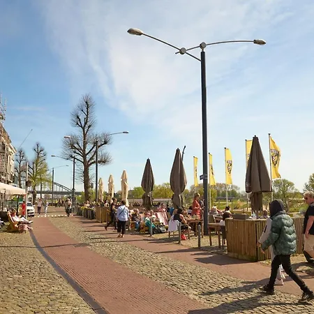 #rijnapartment Airborne & Lovely Rijnkade *